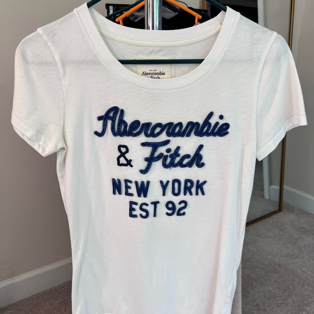 Abercrombie & Fitch White Logo Tee